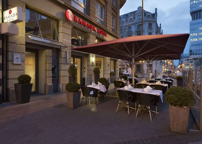 Ramada By Wyndham Frankfurt City Centre Francoforte sul Meno
