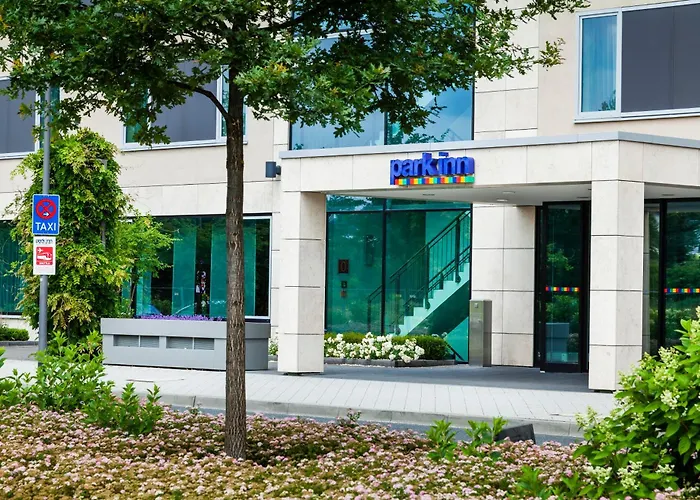 Park Inn By Radisson Frankfurt AirportAirport Hotel