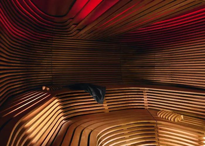 Roomers Frankfurt Central, Autograph Collection Frankfurt am Main